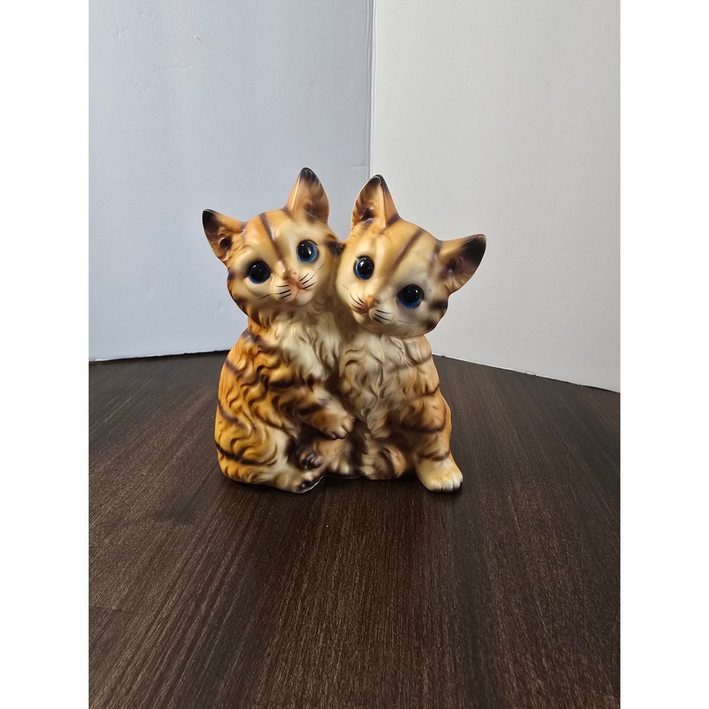 Vintage Ceramic Hugging Ginger Tabby Kittens Figurine Blue Eyes Cat Decor